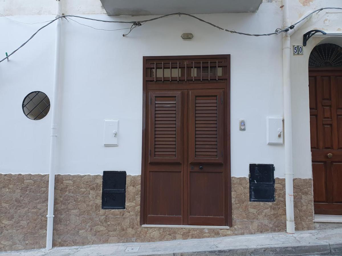 Casa Vacanza Corallo Кастелламмаре-дель-Гольфо Екстер'єр фото
